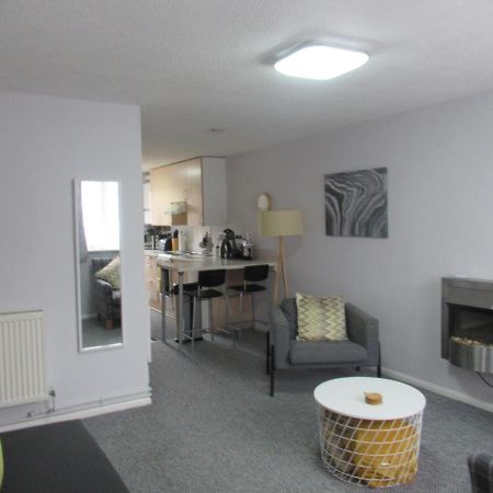 Bradley Stoke Self Contained Ground Floor Apartment Бристоль Екстер'єр фото