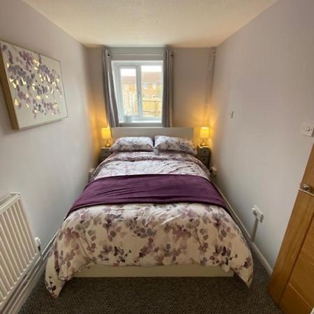 Bradley Stoke Self Contained Ground Floor Apartment Бристоль Екстер'єр фото